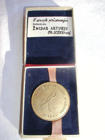 1963_Priznanje_ob_otvoritvi_sportnega_parka.JPG