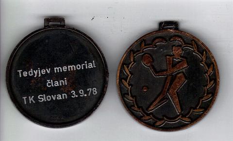 1978_Tedy-ev_memorial_cl_3.m.JPG